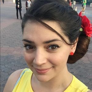 Meet your Posher, Melissa